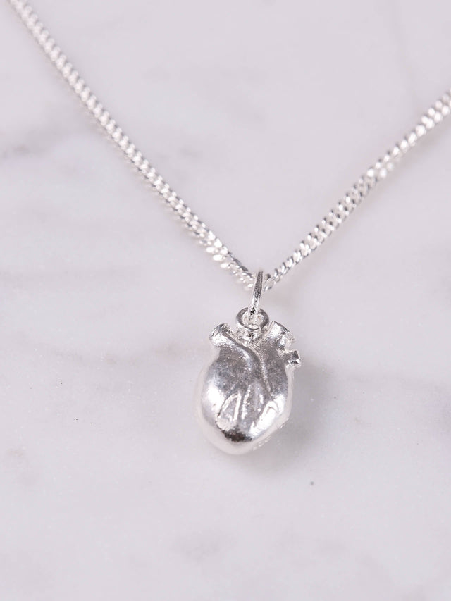 Bjørg Iconic Human Heart Necklace Medium Silver Halskjeder Bjørg Jewellery 